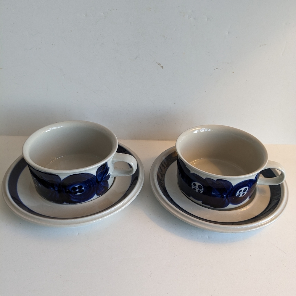 Pair of Vintage Anemone Flat Cups and Saucers by Arabia of Finland